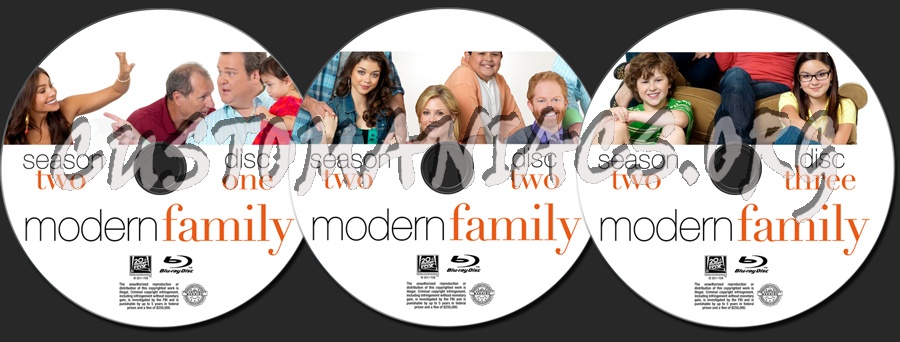 Modern Family - Season 2 blu-ray label